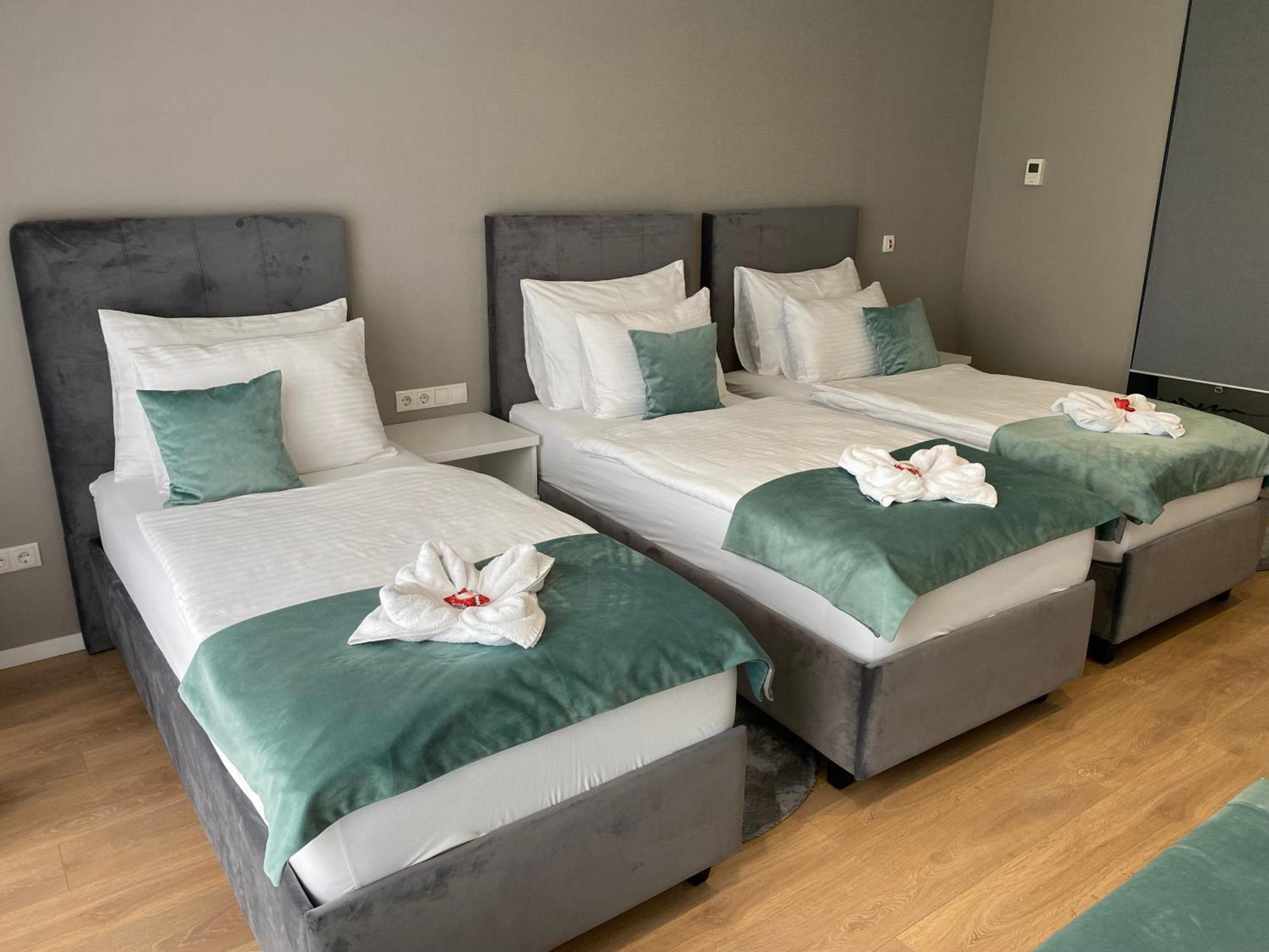 Hotel Gold Jet Bihac Exterior photo